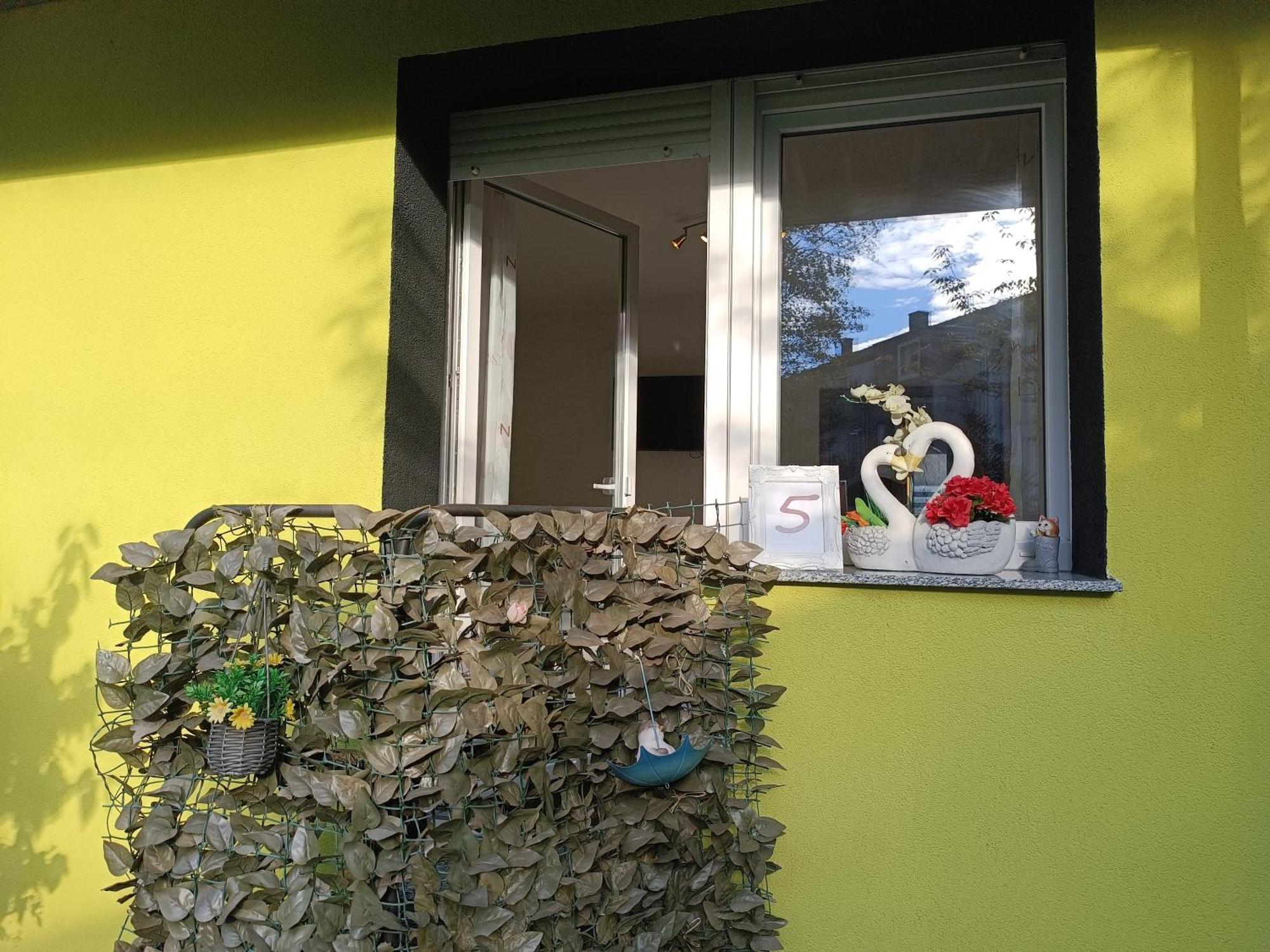 5X Balkon-Apartments Mit Kueche 40-65Qm Ruhrgebietferienwohnung Dobry-Fuchs Oberhausen  Eksteriør billede